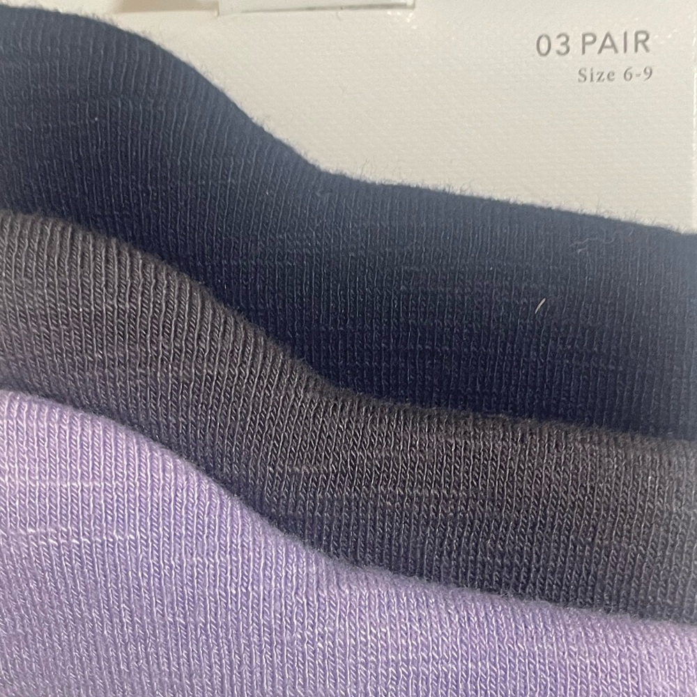 Gold Toe Women's socks. 👀BUNDLE AND SAVE🥳